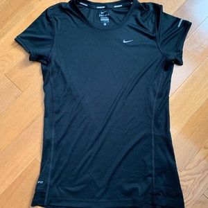 Nike women’s dri fit miler shirt